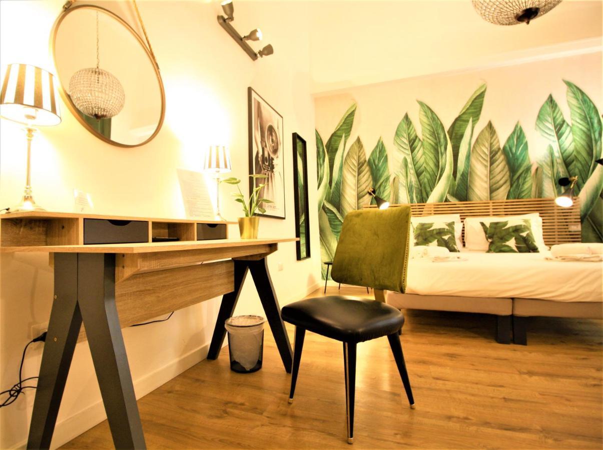 Hotel Daily Napoli - Lungomare Zewnętrze zdjęcie